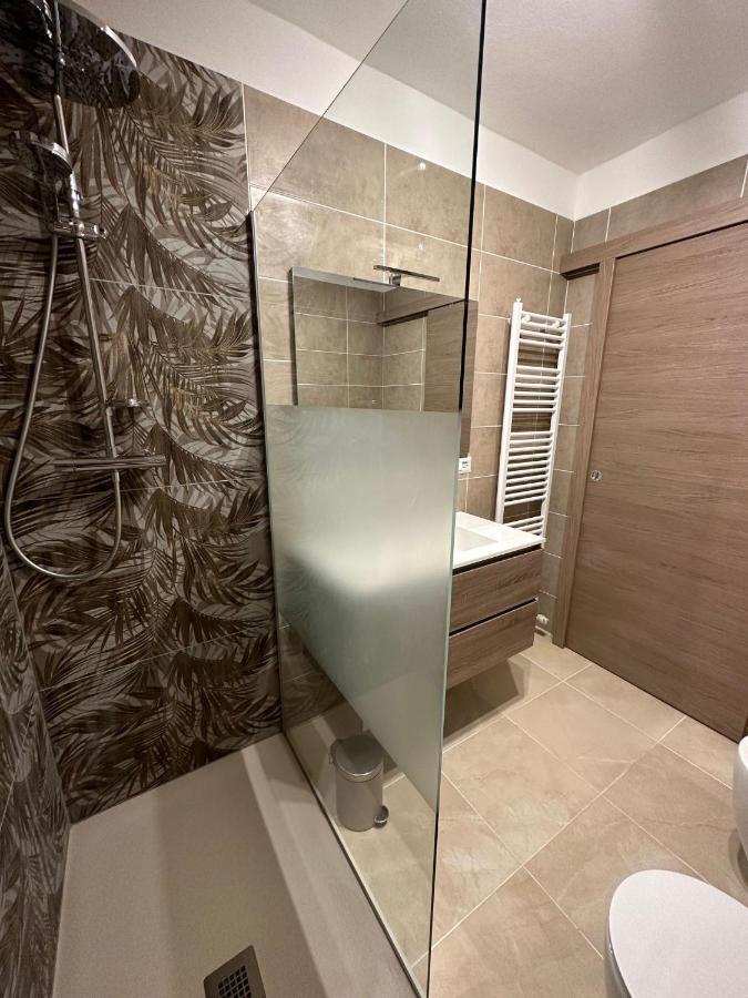 דסנזאנו דל גארדה Desenzanino Apartment Twelve מראה חיצוני תמונה