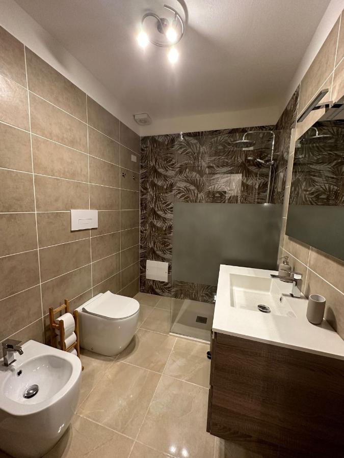דסנזאנו דל גארדה Desenzanino Apartment Twelve מראה חיצוני תמונה
