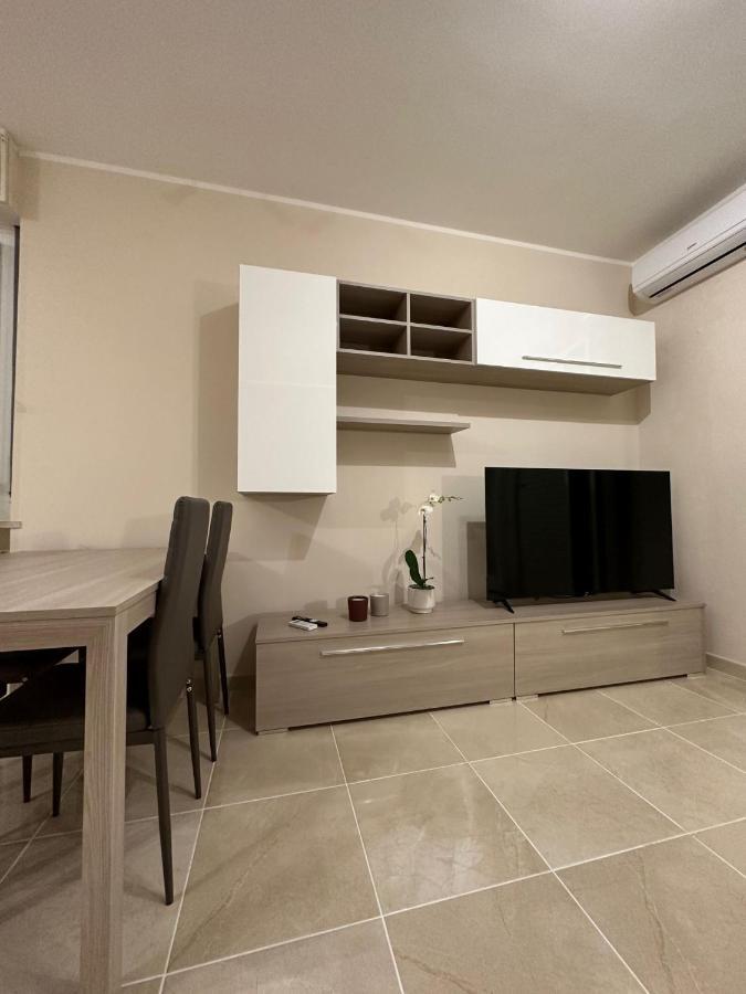 דסנזאנו דל גארדה Desenzanino Apartment Twelve מראה חיצוני תמונה